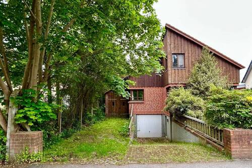 Ansicht - 5 Zimmer Einfamilienhaus zum Kaufen in Lübeck