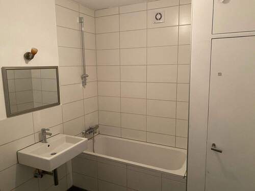 ETW, Bad - Etagenwohnung mit 99,00 m² in Göppingen zum Kaufen