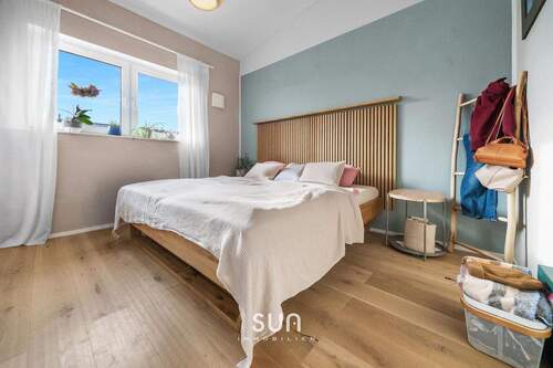 HELLES SCHLAFZIMMER - 