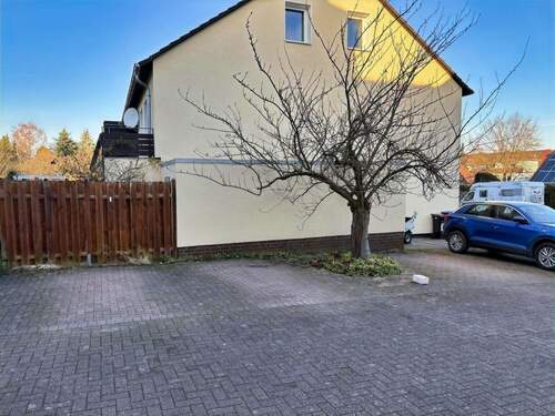 Parkplatz - 2 Zimmer Etagenwohnung in Wennigsen