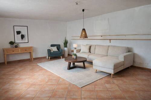 Wohnzimmer_gestagt - 3 Zimmer Einfamilienhaus in Rennertshofen