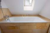 Badewanne 2. OG. - 