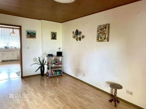 IMG_1662 - 1 Zimmer Mehrfamilienhaus, Wohnhaus zum Kaufen in Völklingen