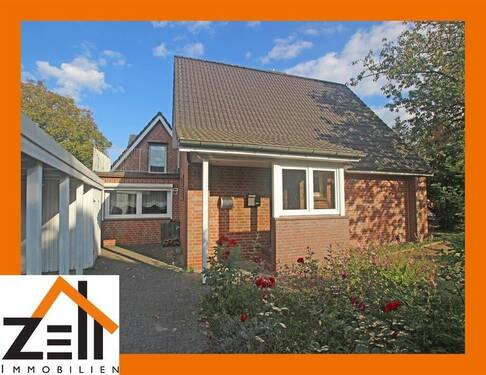 Ansicht von der Straße aus - * Wohnidylle mit 2 Wohneinheiten zum kleinen Preis * modernisierter Altbau trifft auf zeitgemäßen Neubau *