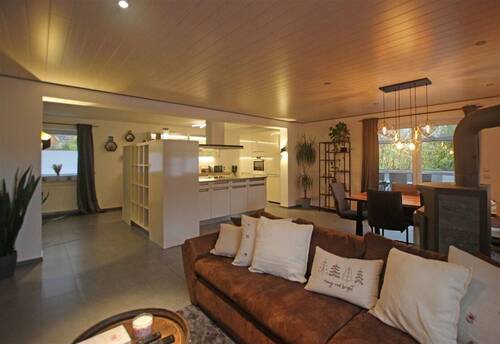 Whg. 2 - Wohn- und Küchenbereich - 