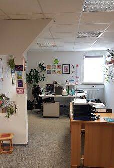 Büro 3 / unmöbliert vermietet - 4 Zimmer Büro in Chemnitz