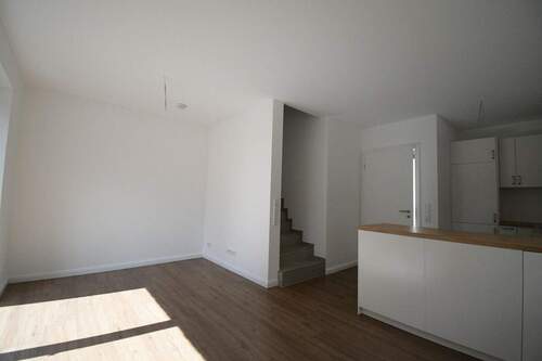 Wohnzimmer - 3 Zimmer Reihenmittelhaus in Oldenburg