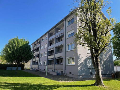 Bild 1 - Charmante 3-Zimmer-Wohnung mit Balkon und Garage