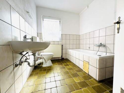 23. Badezimmer WE 1.OG links - 