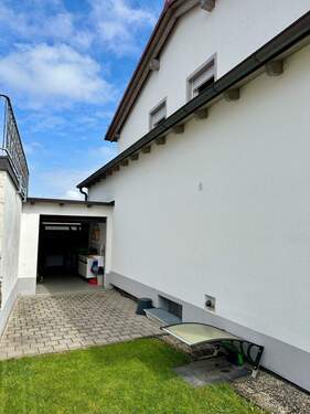 Garage / Geräteraum - 5 Zimmer Mehrfamilienhaus, Wohnhaus in Denkendorf