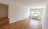 Bild 2 - 3 Zimmer Etagenwohnung zum Kaufen in Wiesbaden