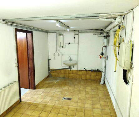 Keller (Waschraum) - 
