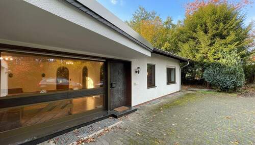 Eingang - Bungalow mit 170,00 m² in Altenkirchen zur Miete