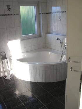 Eckbadewanne - 