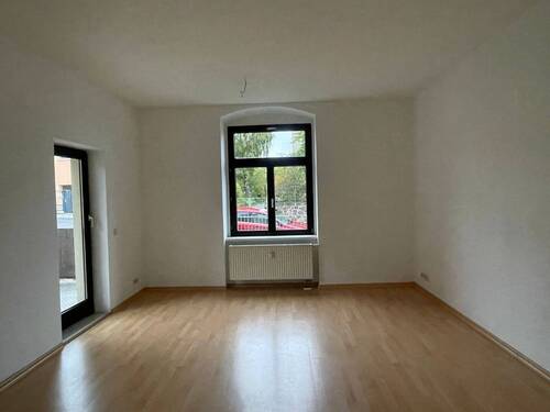 Wohnzimmer - 2 Zimmer Etagenwohnung zur Miete in Dresden