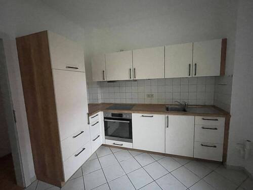 Küche mit Einbauküche - 