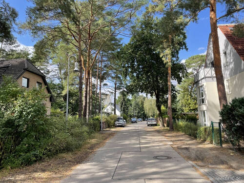 Straßenansicht - Grundstück zum Kaufen in Berlin
