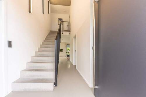 Flur - 5 Zimmer Einfamilienhaus zum Kaufen in Dortmund