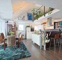 Sehr helle und freundliche DG-Wohnung mit Galerie und großem Balkon - Nufringen