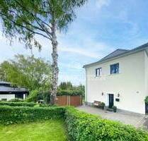 Vermietetes Zweiparteienhaus in Königswinter-Stieldorf