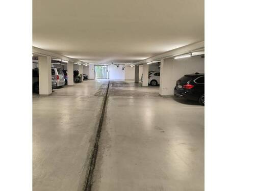 Tiefgarage - 