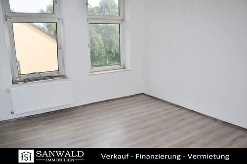 Bild 1 - Modernisierte 2,5-Zimmer Wohnung