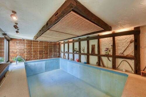 Schwimmbad v. Zugang - 