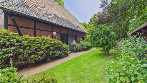 Hauseingangstür - Einfamilienhaus mit 210,00 m² in Münster zum Kaufen