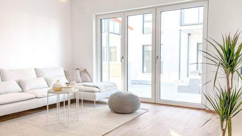 Beispielfoto - Lichtdurchflutetes Wohnen mit eigenem Garten - 3 Zimmer Etagenwohnung zum Kaufen in Roth