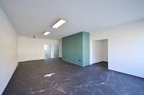 Eingangsbereich - 5 Zimmer Büro in Richtenberg