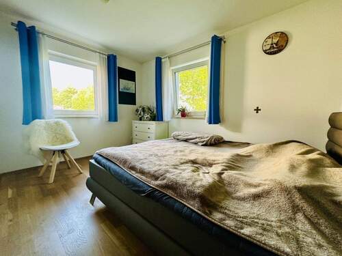 SCHLAFZIMMER - Terrassenwohnung mit 79,80 m&sup2; in Peißenberg zum Kaufen