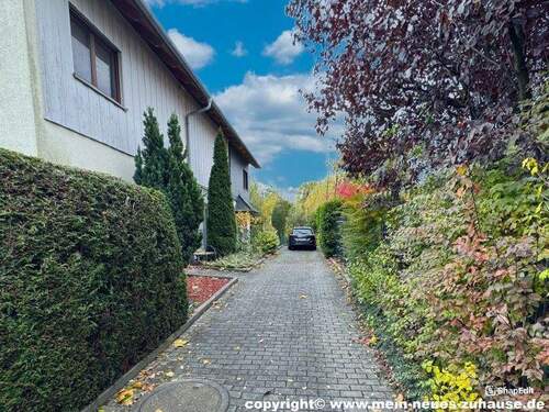 Bild 9 Zuwegung - Reihenmittelhaus mit 130,00 m&sup2; in Dresden zum Kaufen