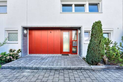 Hauseingang v. N-O - 