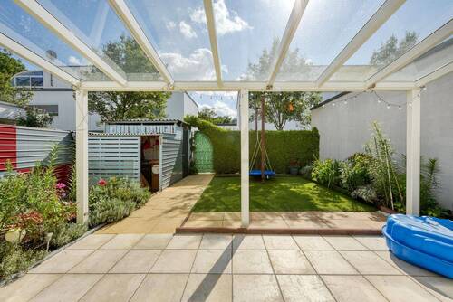 Terrasse & Garten nach S-W - 4 Zimmer Reihenmittelhaus zum Kaufen in Stuttgart