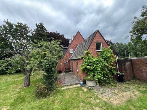 IMG_9274 - Renovierungsbedürftiges Wohnhaus mit ca. 850 m² Grundstück in Aschendorf