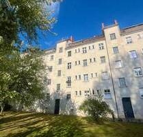 Bezugsfrei: 4-Zimmer Maisonette-Wohnung mit Balkon in Berlin-Tempelhof zu verkaufen