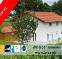 NEUWERTIGES EINFAMILIENHAUS IN IDYLLISCHER RANDLAGE VON BÜCHLBERG
