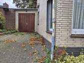 Garage und Auffahrt - Einfamilienhaus mit 130,00 m² in Burg (Dithmarschen) zum Kaufen
