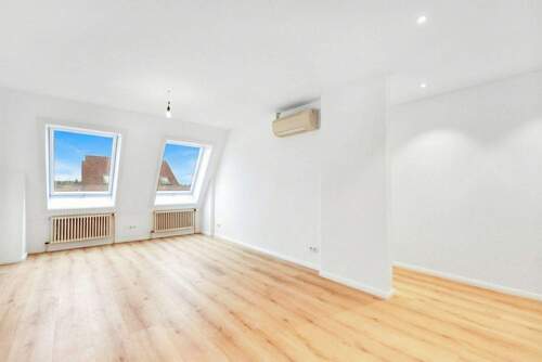 Wohnen zur Küche - 2 Zimmer Etagenwohnung in Stuttgart