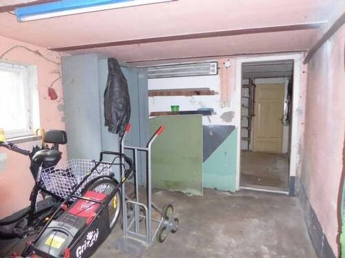 Garage - 