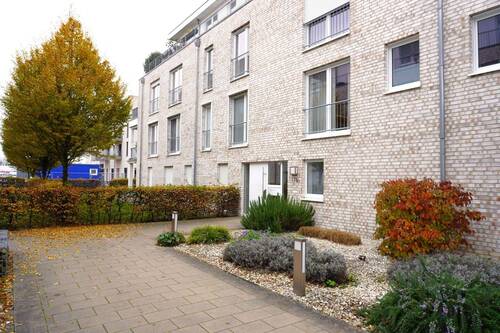 Außenansicht Eingangsbereich - 