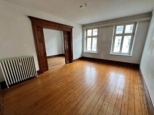 Zimmer mit Dielenboden - 