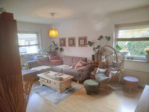 Wohnzimmer - 3 Zimmer Etagenwohnung zum Kaufen in Bielefeld