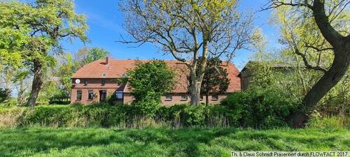 Seitenansicht - 7 Zimmer Bauernhaus, Landhaus zum Kaufen in Nordenham