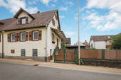 Straßenansicht - Entkernte DHH für kreative Handwerker