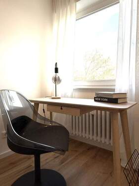 Büro - 3 Zimmer Etagenwohnung in Kelkheim