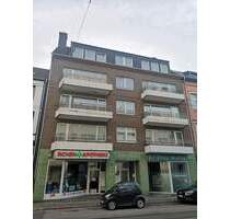 Helle gemütliche 3 Zi. Wohnung im Dachgeschoss in zentraler Lage - Krefeld Inrath/Kliedbruch