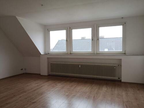 Wohnzimmer.jpg - 3 Zimmer Etagenwohnung zur Miete in Krefeld