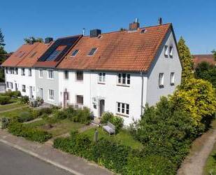 Attraktives Reihenendhaus mit Garten und Vollkeller im beliebten Roten Feld - Lüneburg
