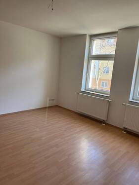 1000025205.jpg - Etagenwohnung mit 54,00 m&sup2; in Halberstadt zur Miete